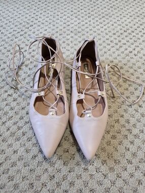 Halogen Lace-Up Pointed Flats